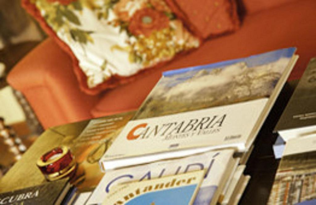 Hotel Casona El Arral Льєрганес Екстер'єр фото
